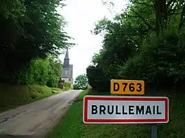 The road into Brullemail