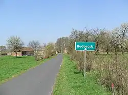 Signage leading to Budoradz