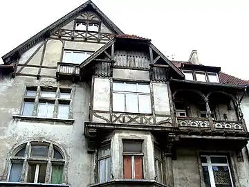 Gable, bay window and loggia