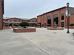 The Courtyard at Calhoun High School