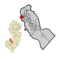 Location of Gloucester City in Camden County highlighted in red (right). Inset map: Location of Camden County in New Jersey highlighted in orange (left).