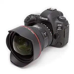 Canon EF 11-24mm F4L USM on a body EOS 5D Mark IV
