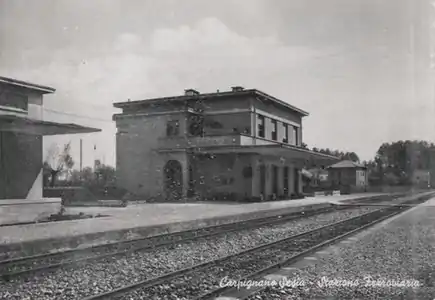 The station in an epoch postcard