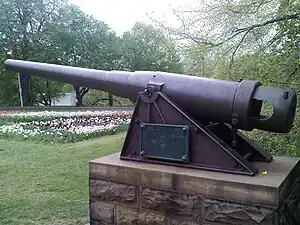 Breech-loading trophy cannon from Castilla.