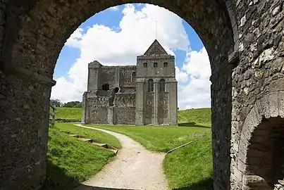 ... into the gatehouse ...