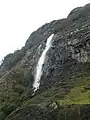 Waqramarka waterfall, 12 km west of Chacas, especially to practice canyoning and abseiling