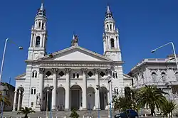 The seat of the Archdiocese of Paraná is Catedral Nuestra Señora del Rosario.