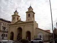The seat of the Archdiocese of Santa Fe de la Vera Cruz is Catedral Metropolitana Todos los Santos.
