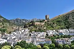 Cazorla with the Yedra Castle at background.