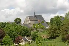 The church of Saint-Pierre overlooking the Bedouere Valley