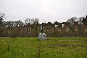 Ruins of the Château of Mariemont today
