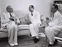 Israeli President Chaim Weizmann (left) with first Turkish ambassador to Israel, Seyfullah Esin (c), and Foreign Minister Moshe Sharett, 1950