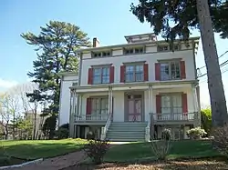 Charles Woodhull House