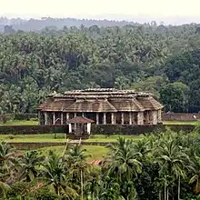 Chaturmukha basadi (Karnataka) dedicated to Tirthankara Aranath