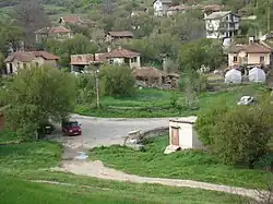 The center of the village of Cheparlyantsi. In the foreground - the village fountains.
