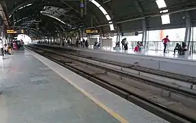 Chhatarpur Metro station Platform view
