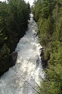 Sainte-Ursule Falls