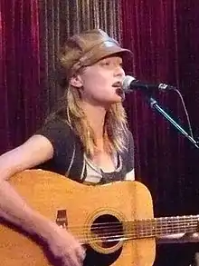 Singer/Songwriter Claire Holley