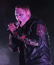LaPlegua performing with Combichrist in 2014