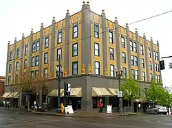 Commodore Hotel