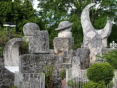 Coral Castle – a stone structure created by the Latvian American eccentric Edward Leedskalnin north of the city of Homestead, Florida.