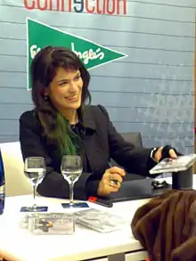 Pato signing her album in Vigo, 2010