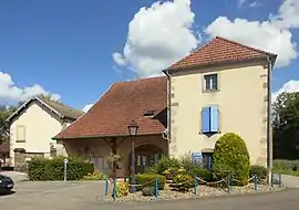 The town hall in Cuve