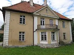 Old manor house in Dąbrówka Mała