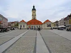 Kościuszko Square with the Baroque town hall