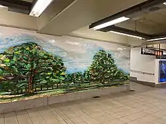 Delancey Orchard mosaic on the northbound platform