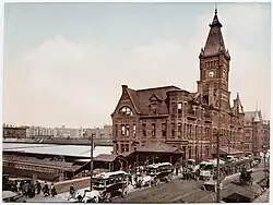 Chicago and North Western's Wells Street Station, c. 1900