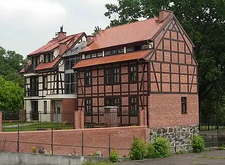 Wattle and daub house