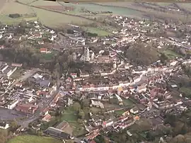 An aerial view of Domart-en-Ponthieu