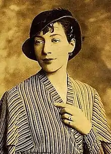Doris Langley Moore (photo by Lafayette, 1928)