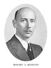 B & W formal photo of Hobart Reimann, 1943