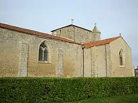 The church of Saint-Julien, in Petosse