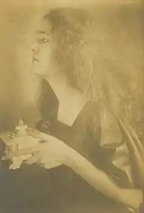 Petronelle Sombart. Photograph by the Parrish Sisters, ca. 1906