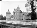 The château surrounded by a moat, c. 1900-1920