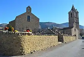 The church of Saint-Génis and the chapel of the Virgin, in Err