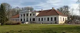 Ervita manor
