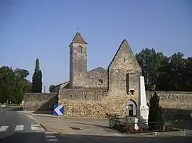 The church in Fargues-sur-Ourbise