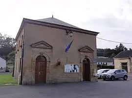 The town hall in Fagnon