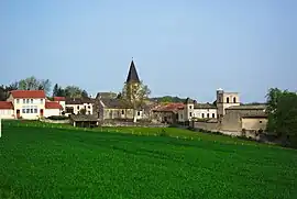 A general view of Farges-lès-Mâcon