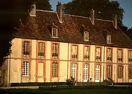 The chateau in Ferreux-Quincey