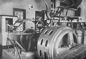 Fessenden's 35 kW synchronous rotary spark transmitter, built 1905 at Brant Rock, Massachusetts, with which he achieved the first 2 way transatlantic communication in 1906 on 88 kHz.