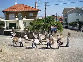 Arruada dos Zabumbas, bombos de Alpedrinha