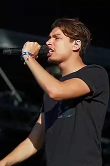Georgio performing at the Vieilles Charrues in 2017