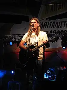 Filippos Pliatsikas performing live in Patras (2009)