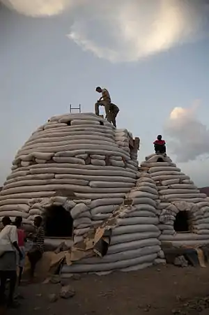 Eco-Dome sandbag shelter under construction in Djibouti