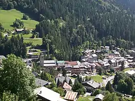 Flumet seen from the Forêt de Bisanne